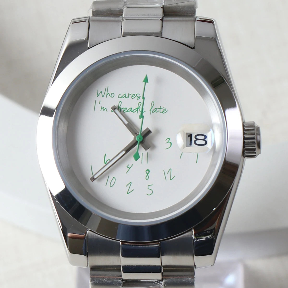 Fashionably Late - Smooth Bezel